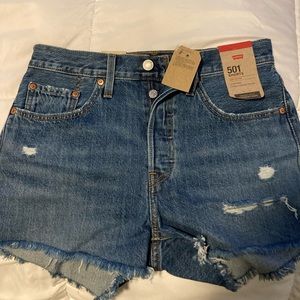 NWT levi denim cut off shorts